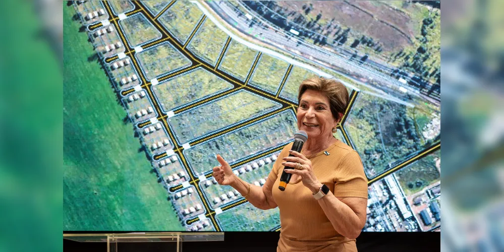 A prefeita Elizabeth Schmidt celebrou a nova etapa