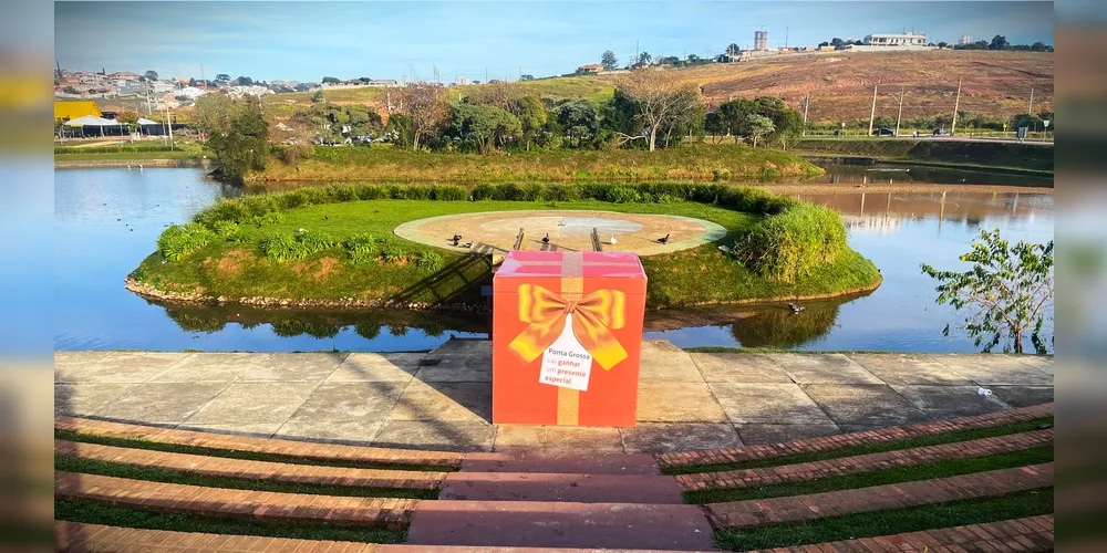 Caixa misteriosa foi colocada no Lago de Olarias