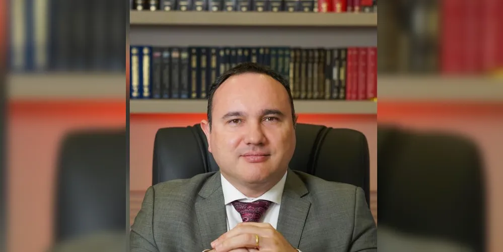 Dr. Jefferson Silva representa 16 funcionários no caso