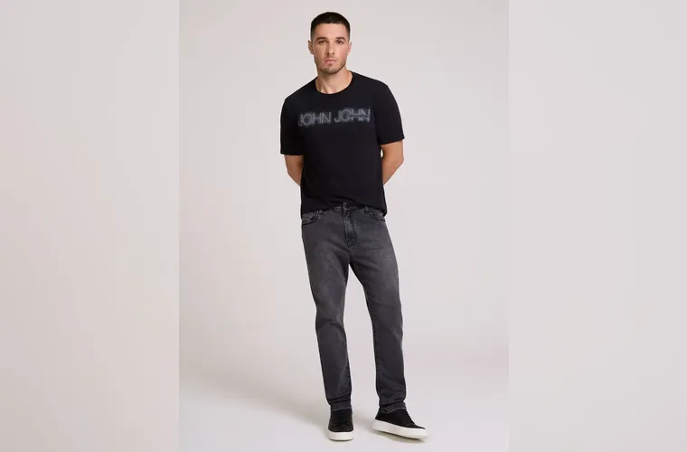 Uma das sugestões é a Vibe Clothing, que oferece opções para pais modernos e clássicos.