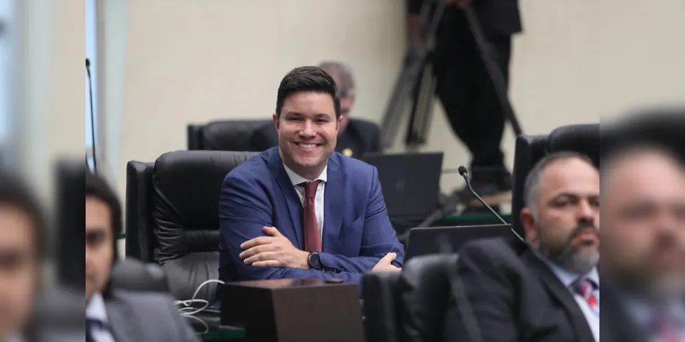 "Não adianta o Estado estar também com a conta equilibrada, tudo organizado e o cidadão sem dinheiro", destaca Guto Silva