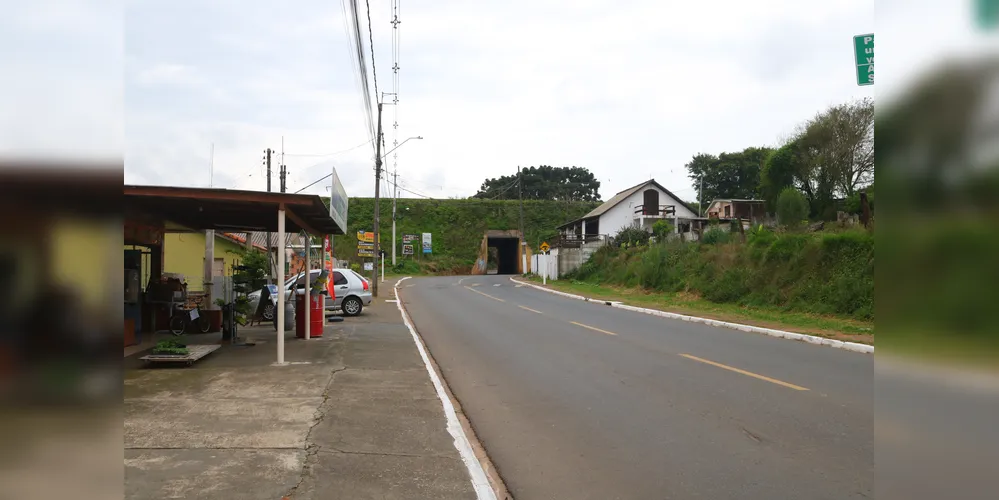 Túnel no San Martin é uma das áreas da cidade que se dividem entre perímetro urbano e traçado ferroviário