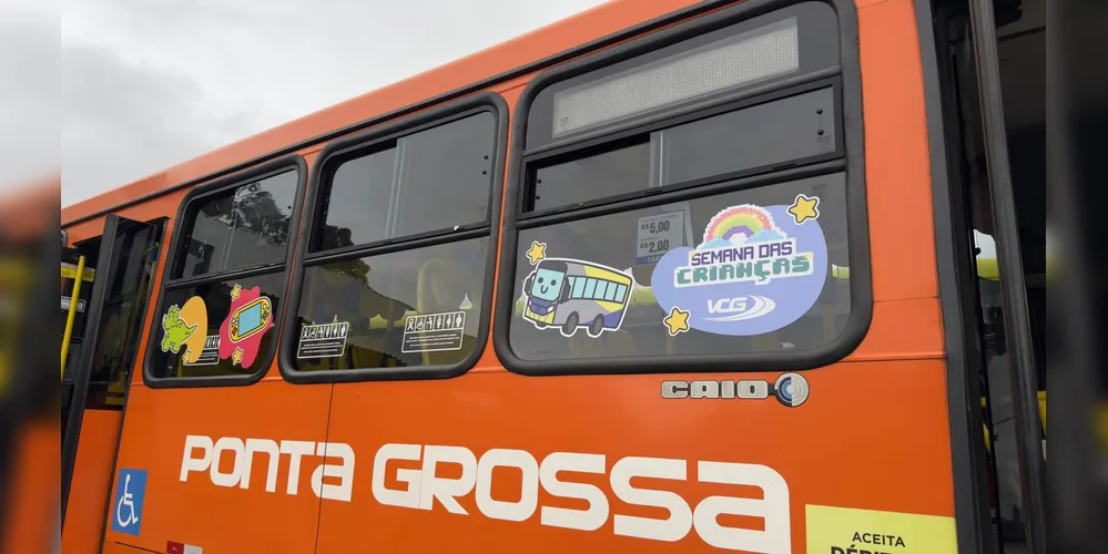 Imagem ilustrativa da imagem VCG comemora Dia das Crianças com ônibus estilizado