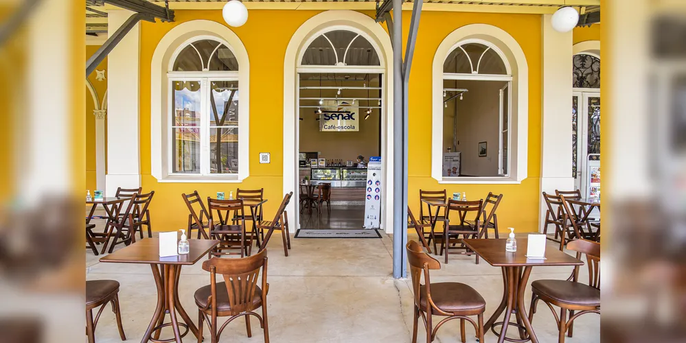 O grande diferencial é que as aulas acontecem no próprio Café-escola Estação Saudade