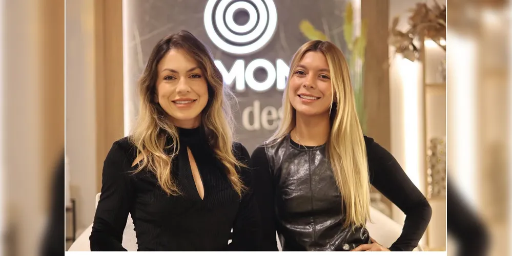 Durante o recente evento da Le Mond Design, realizado na cidade de Castro, registramos Jessica Comassetto e Sabrina Comassetto em um belo momento de sintonia e elegância. Beleza de mãe para filha, que reflete não apenas nos traços, mas também na simpatia e no charme que encantaram todos os presentes.