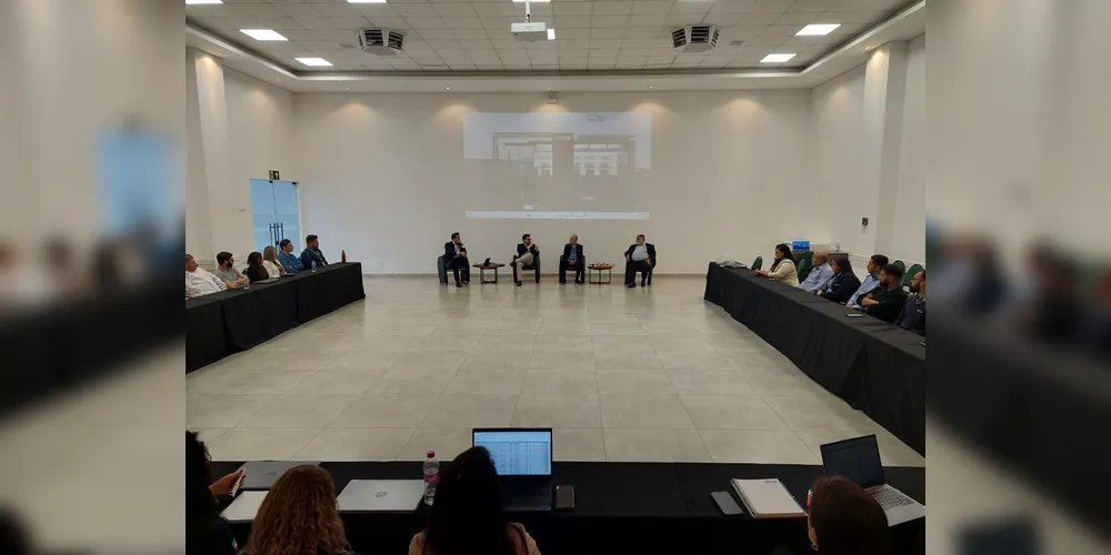 Reforma Tributária foi debatida com especialistas e empresários