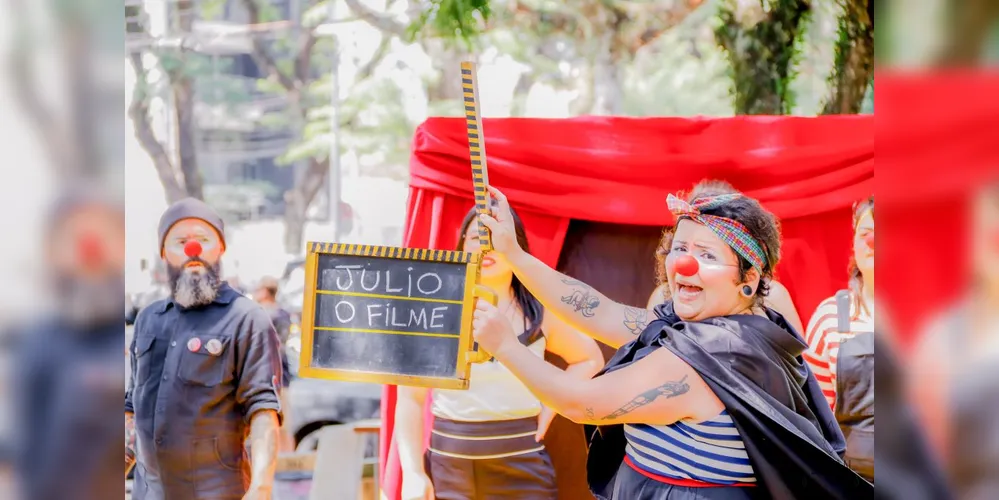 Imagem ilustrativa da imagem Mostra de Rua do Fenata percorre Ponta Grossa a pé e de bicicleta