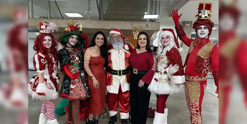 Prefeita de Carambeí recebeu o Papai Noel