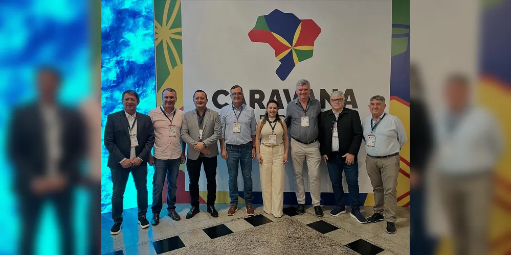 Prefeitos da região estiveram presentes no evento