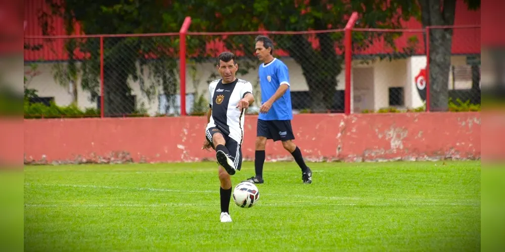 Jogo especial ocorrerá às 10h30, no campo do Guarani