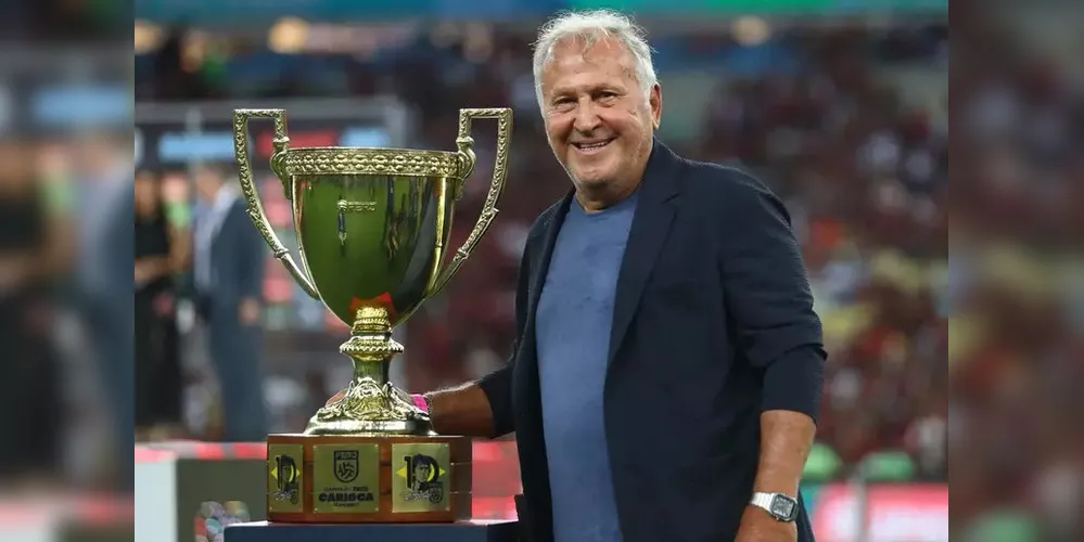 Com presença de Zico, Flamengo conquista o 39º estadual de sua História