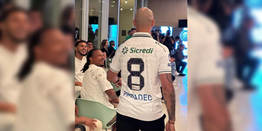 Novo uniforme do Fantasma patrocinado pela Sicredi