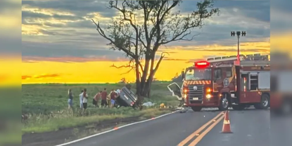 As seis vítimas que ocupavam o carro não resistiram
