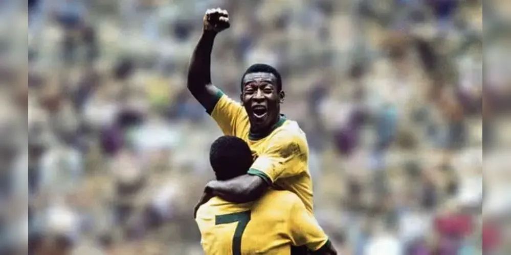 Pelé e Jairzinho comemoram gol pela Seleção Brasileira
