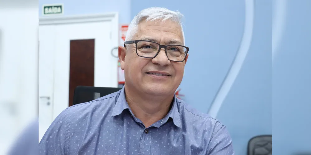 O autor do Projeto de Lei nº 358/2025, vereador Léo Farmacêutico (União Brasil).