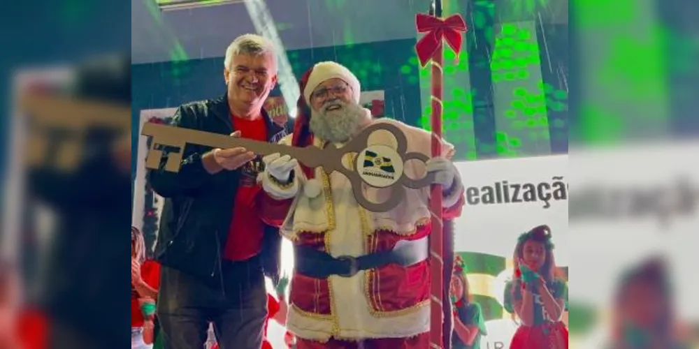 O 1º Natal Luz está encantando crianças e adultos com a magia do Natal em Jaguariaíva