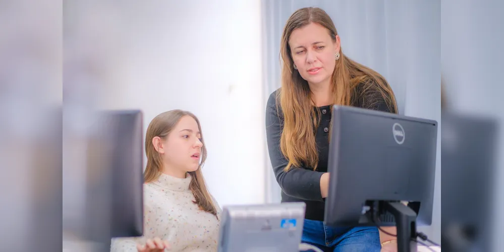 Professora Karin Linete Hornes