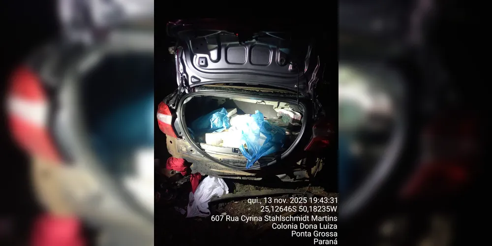 Veículo onde estava as mercadorias