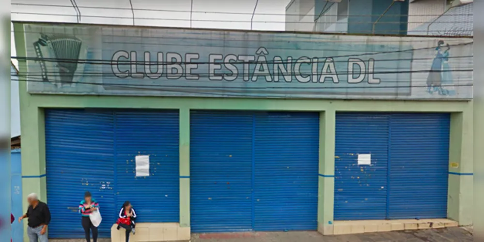 Fachada do local, antes do incêndio