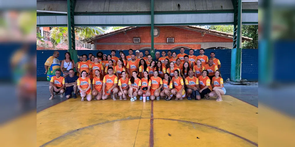 Equipe de estudantes do Verão Maior Paraná