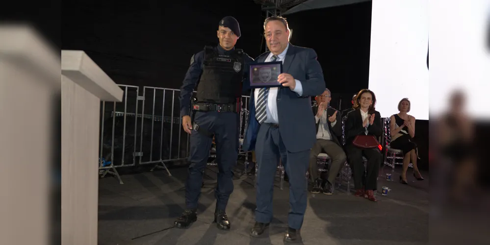 Hussein Bakri foi homenageado durante a solenidade