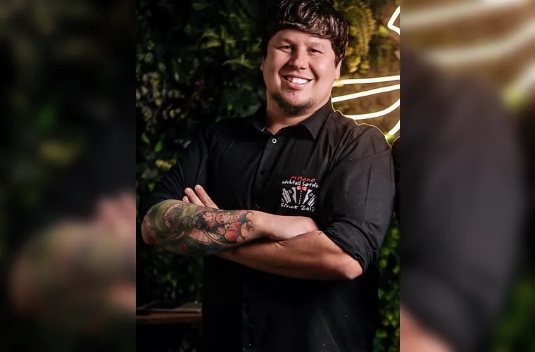 No último dia 22, o empresário Thalisson dos Santos foi celebrado por amigos e familiares em seu aniversário. À frente do Milano Bartenders, vem se destacando no mercado de eventos, imprimindo qualidade, inovação e experiências únicas em coquetelaria. Da Coluna RC, o desejo de ainda mais sucesso, felicidade e conquistas neste novo ciclo.