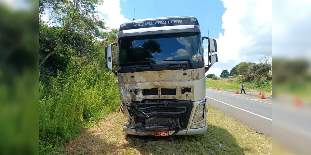 Os motoristas dos caminhões não se feriram