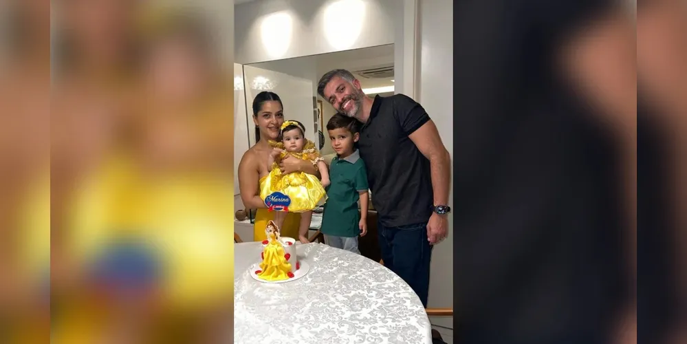 Camila é casada e mãe de dois filhos