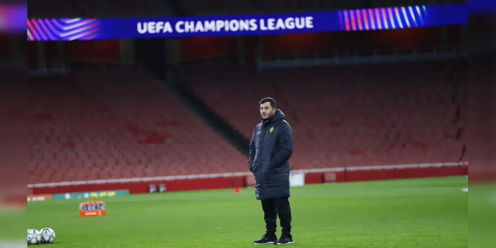 Imagem ilustrativa da imagem Fisioterapeuta de Telêmaco Borba atua na Champions League e enfrenta o Arsenal