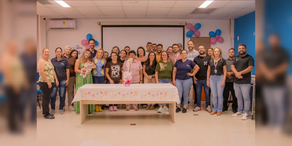 A homenagem feita pelos servidores do Hospital Universitário.
