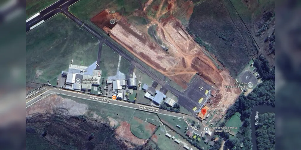 O Aeroporto Sant'Ana visto de cima.