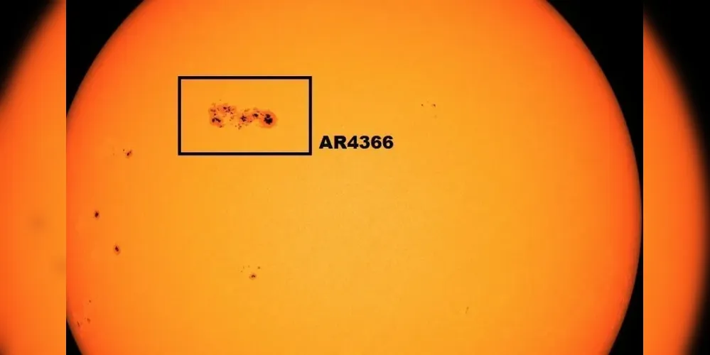 Mancha solar AR 4366