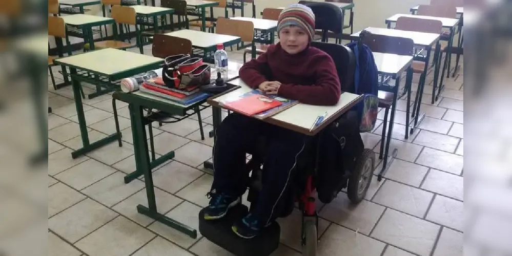 Imagem ilustrativa da imagem Jovem com doença rara é aprovado na UFPR e quer defender pessoas com deficiência