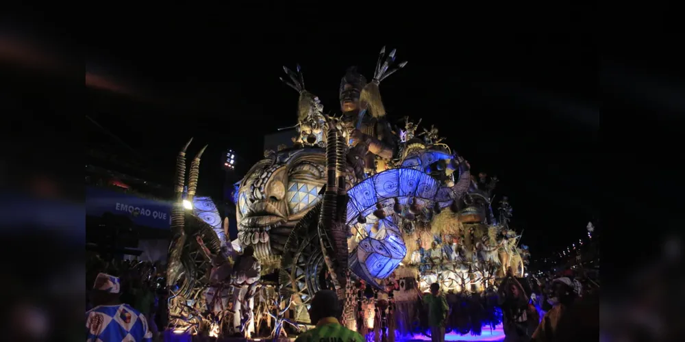 Vila Isabel foi a segunda escola a desfilar no último dia do Especial