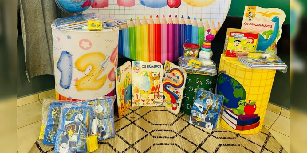 Kits contam com materiais adequados para cada faixa etária