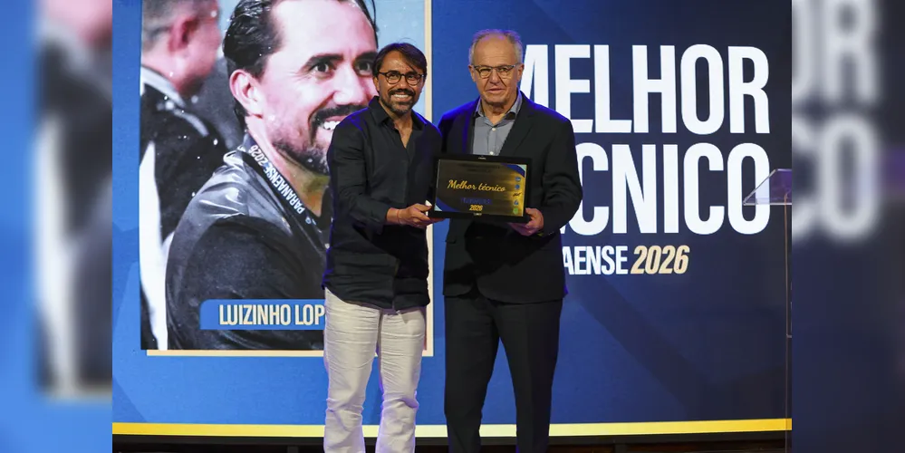 Luizinho Lopes recebeu o prêmio de melhor técnico do Campeonato Paranaense de 2026