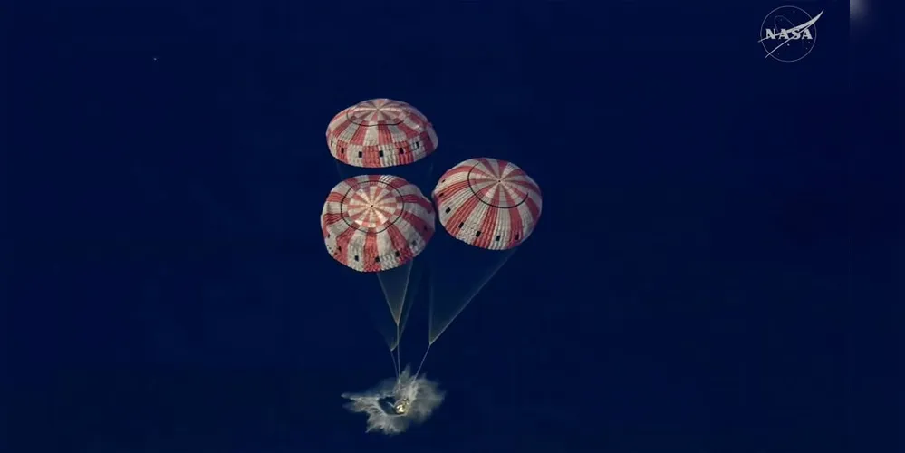 As fotos revelam marcas e desgastes no escudo, resultado do intenso calor e atrito com a atmosfera.