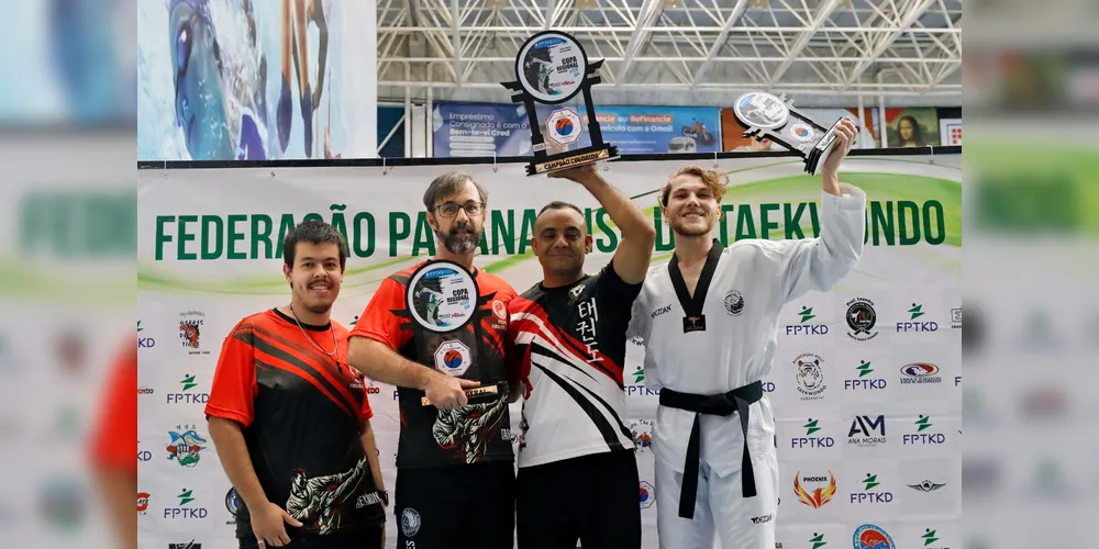 A equipe Fúria Taekwondo conquistou 53 medalhas na Copa Regional Leste e Sul 2026.