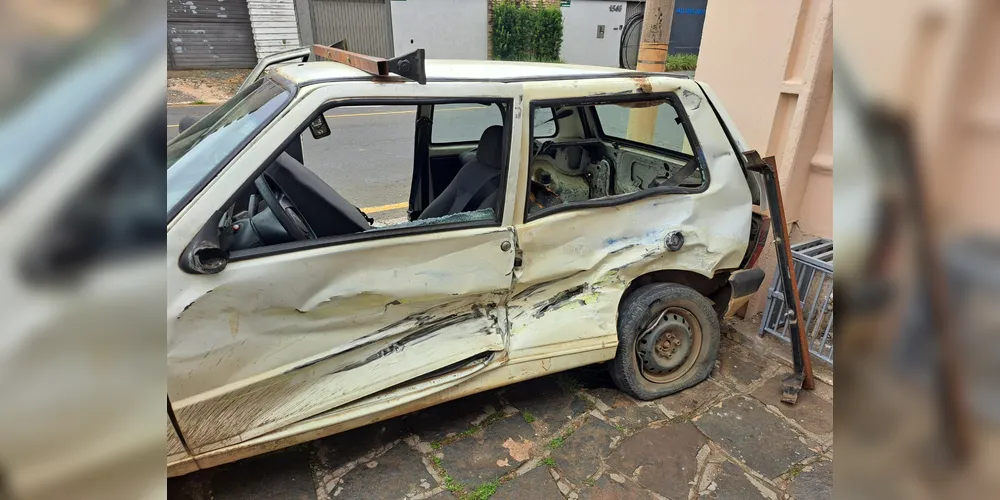 Fiat Uno foi atingido pelo ônibus