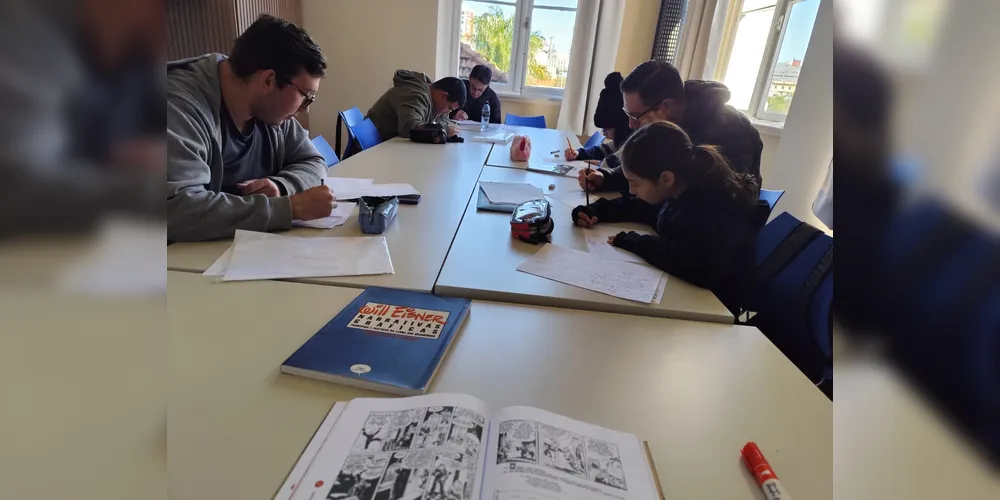 Curso de História em Quadrinhos na Casa Leonardo