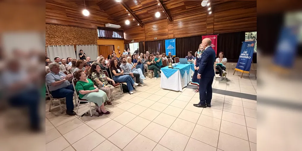 O Rotary International, criado em 1905 em Chicago, teve sua expansão rapidamente nas Américas, Europa, África, Oceania e Ásia.