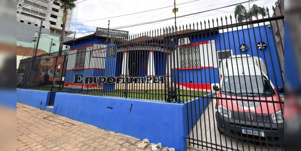 A clínica fica na Rua Júlio de Castilho, 879, no Centro de Ponta Grossa