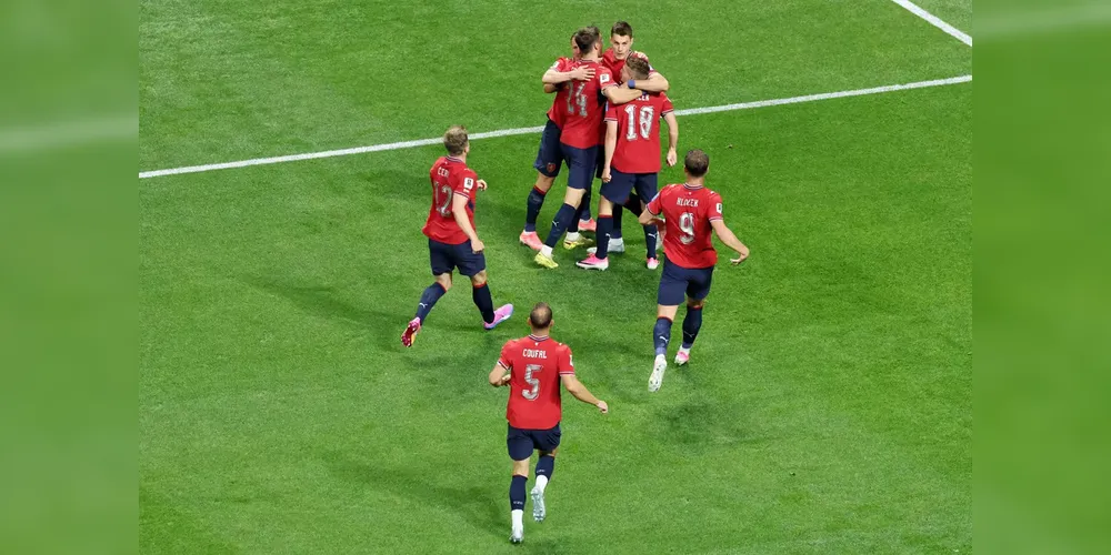 Imagem ilustrativa da imagem Tchéquia e África do Sul empatam no início da segunda rodada da Copa do Mundo