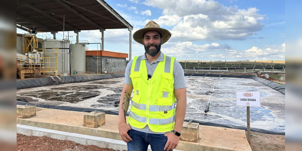 Matheus Tamiozo, coordenador de operações, explica todo o processo da chegada nos resíduos ao aterro até a destinação final