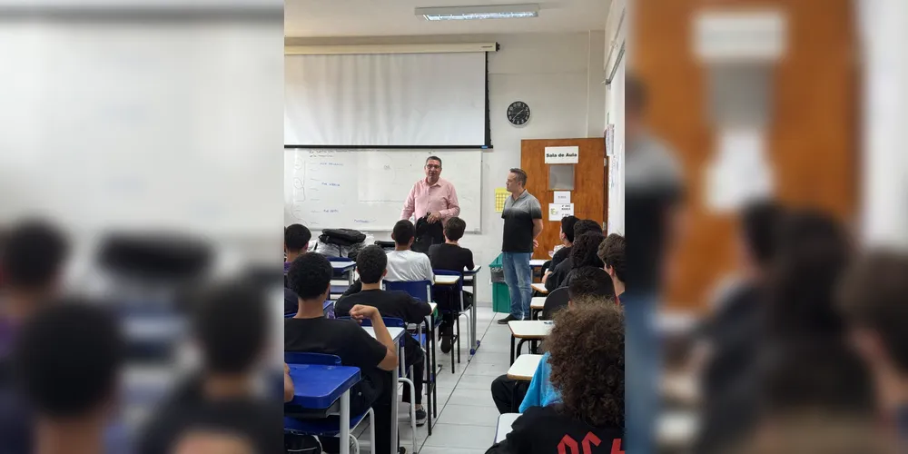 Reitor Adriano Willian da Silva e o coordenador do IFPR Ponta Grossa - Adriano Stadler