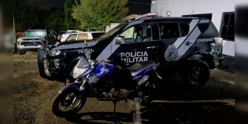 Imagem ilustrativa da imagem Polícia Militar apreende crack, cocaína e moto em residência de Palmeira