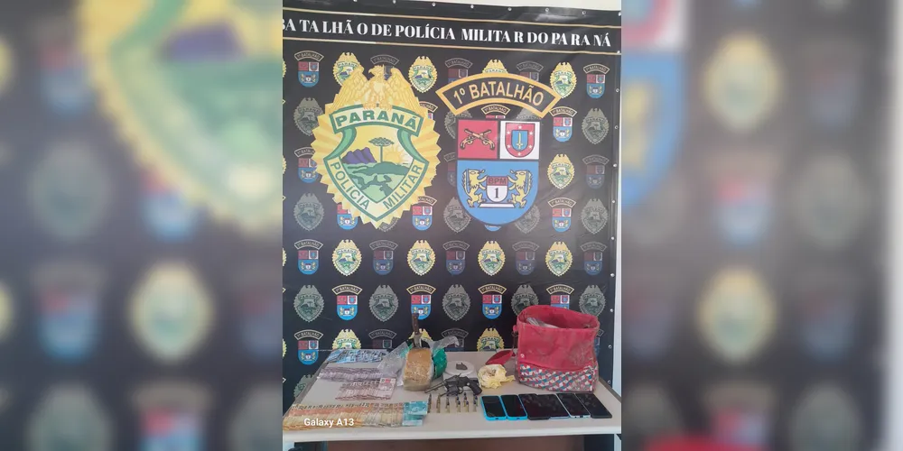 Os detido e os objetos apreendidos foram encaminhados à Delegacia