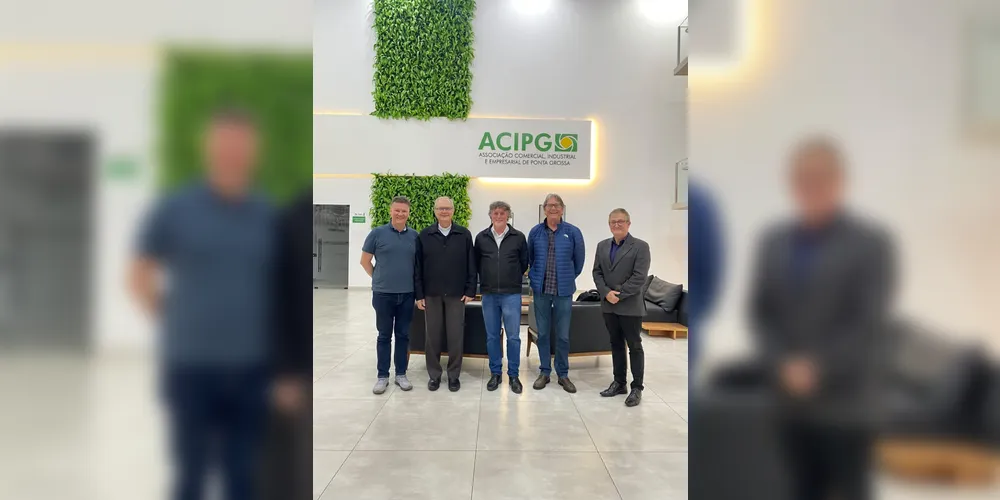 A Acipg recebeu, na tarde de quarta-feira (27) em sua sede o bispo diocesano Dom Bruno Elizeu Versari