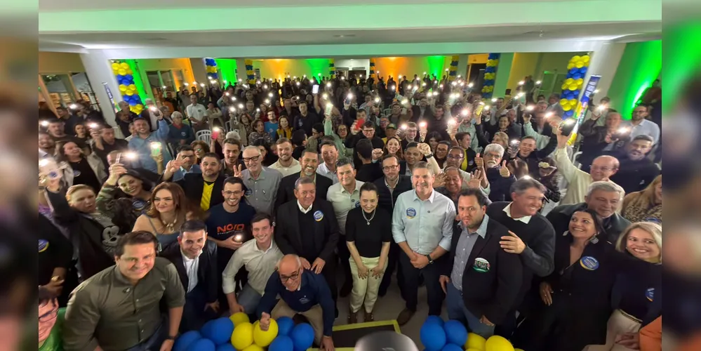 Imagem ilustrativa da imagem Moro, Filipe Barros e Rosangela Moro apresentam propostas no Noroeste do Estado