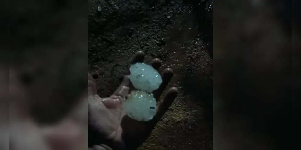 Imagem ilustrativa da imagem Cidades da região são atingidas por fortes temporais e granizo